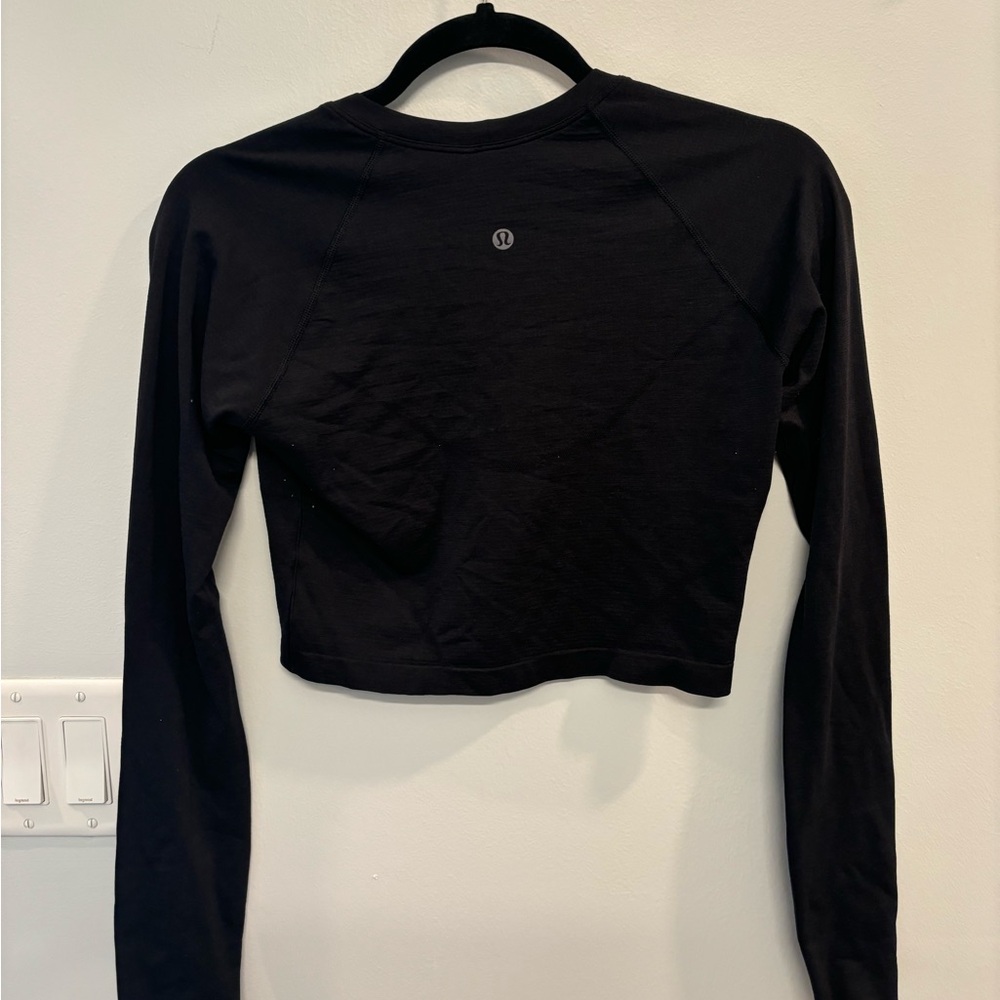 Lululemon swiftly tech cropped black long sleeve. Barely worn!